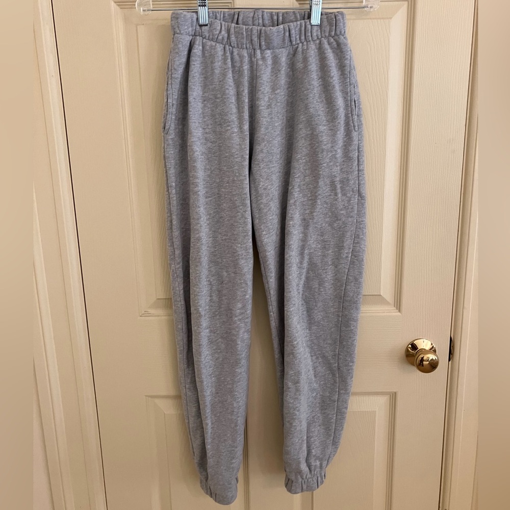 Brandy Melville Light Gray Rosa Sweatpants
